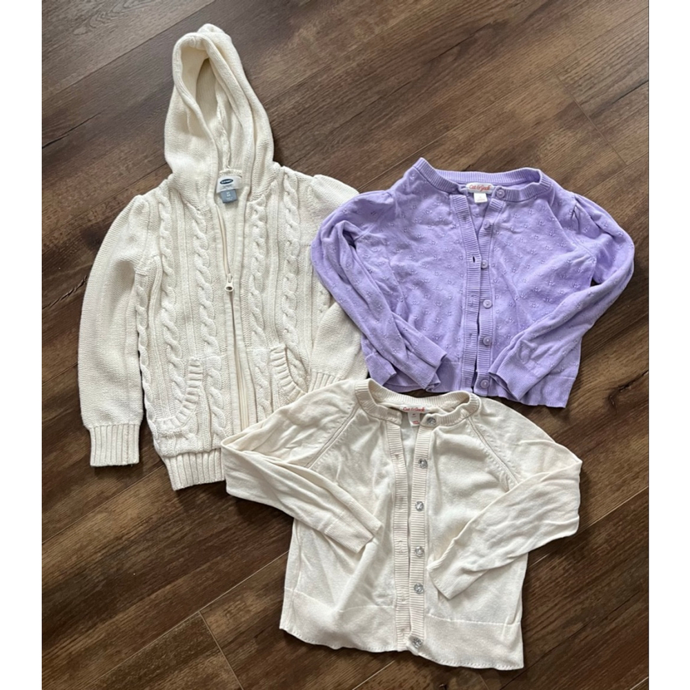 Girls 4/5T sweater bundle